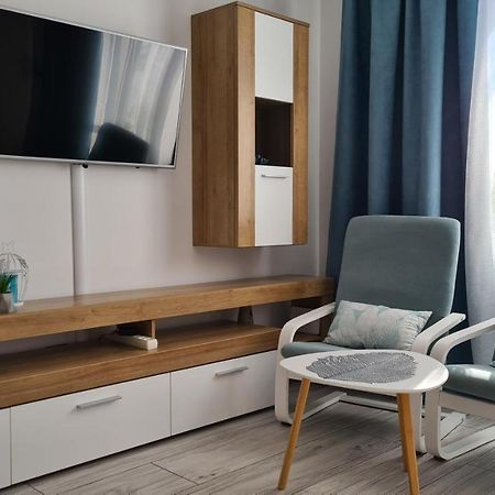 Apartament Z Garazem W Kolobrzeguアパートメント エクステリア 写真